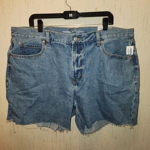 Women's size 18 Old Navy High Rise Shorts Slouchy Straight NEW